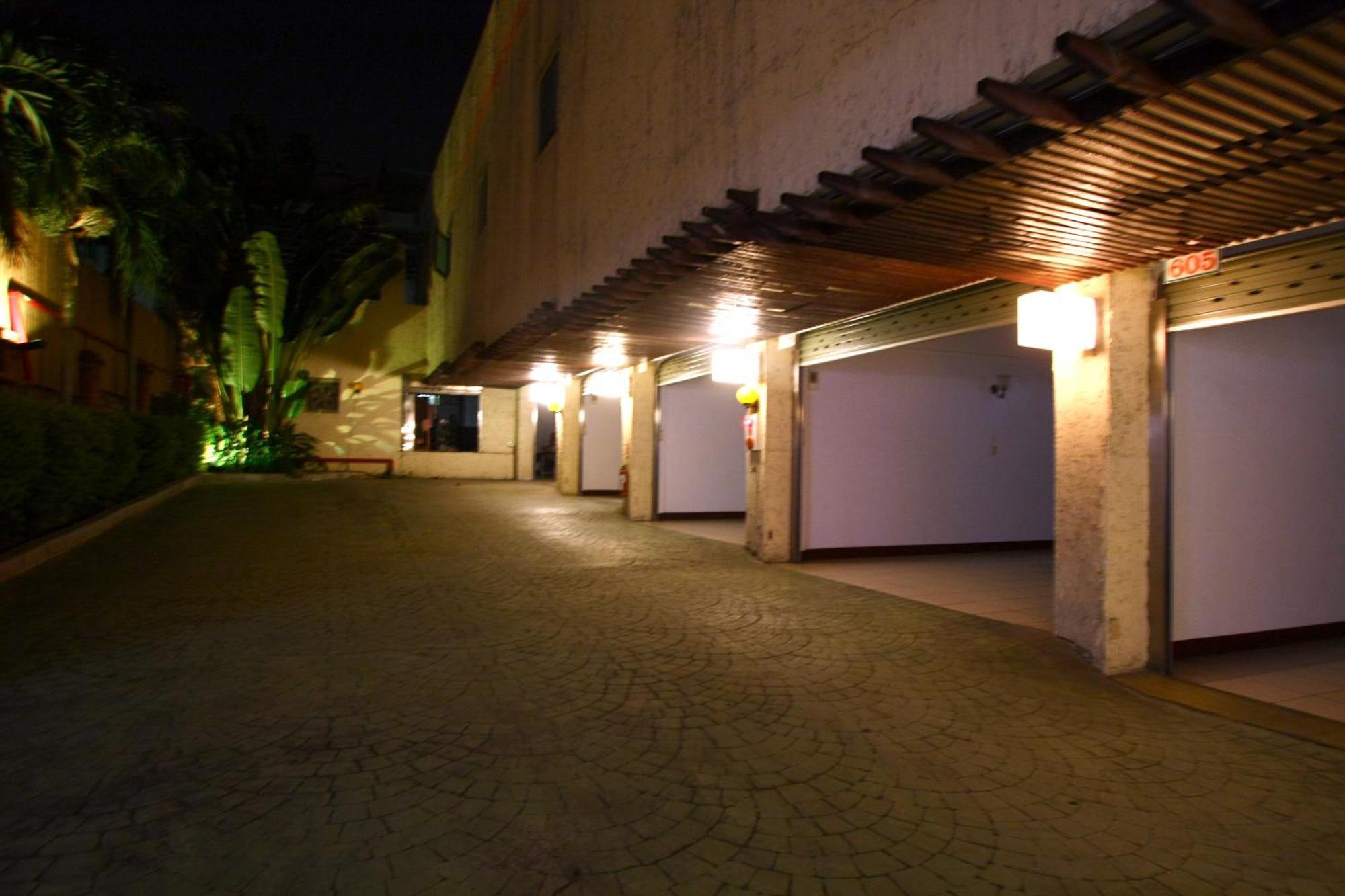 Wen Mei Motel Nantou Exterior photo