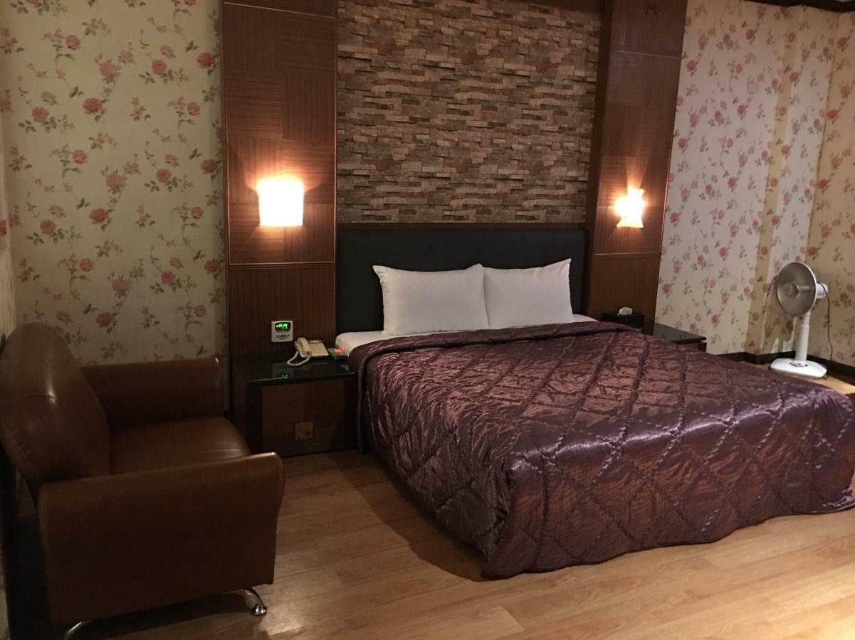 Wen Mei Motel Nantou Exterior photo